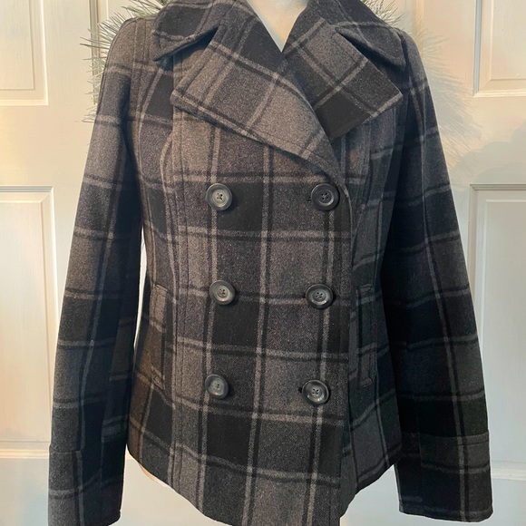 Old Navy Jackets & Blazers - Old Navy pea coat